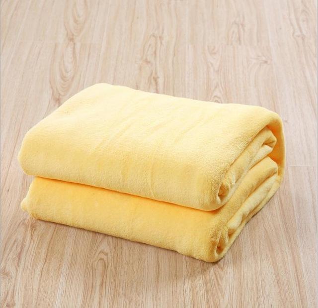 Solid fleece blankets - Worldwide Prime