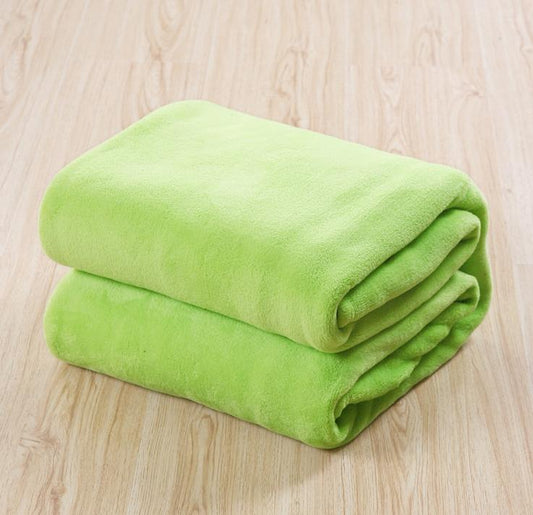 Solid fleece blankets - Worldwide Prime